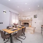 Ferienhaus Family Friendly House With A Swimming Pool Pucisca, Brac - 21499 Pucisca