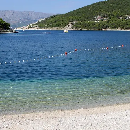 Дом отдыха Family Friendly House With A Swimming Pool Pucisca, Brac - 21499