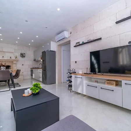 Family Friendly House With A Swimming Pool Pucisca, Brac - 21499 Дом отдыха *