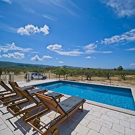 Family Friendly House With A Swimming Pool Pucisca, Brac - 21499 Дом отдыха